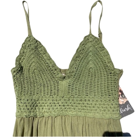 HP🔥NWT HP Green Crochet Top - Boho Chic Must-Have for Festivals! 🎶 - Picture 3 of 6